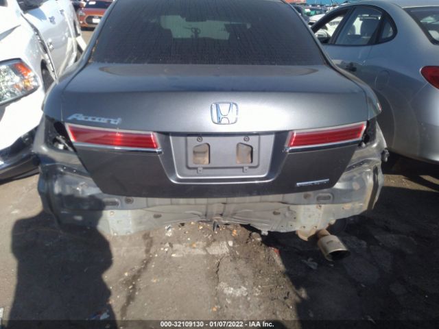 Photo 5 VIN: 1HGCP2F63CA157635 - HONDA ACCORD SDN 