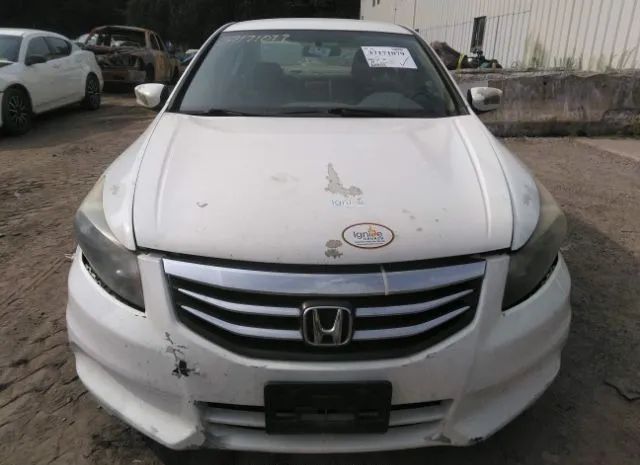 Photo 5 VIN: 1HGCP2F63CA159093 - HONDA ACCORD SDN 