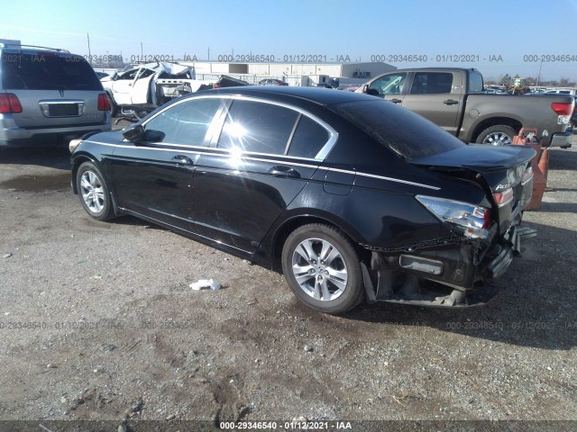 Photo 2 VIN: 1HGCP2F63CA169431 - HONDA ACCORD SDN 