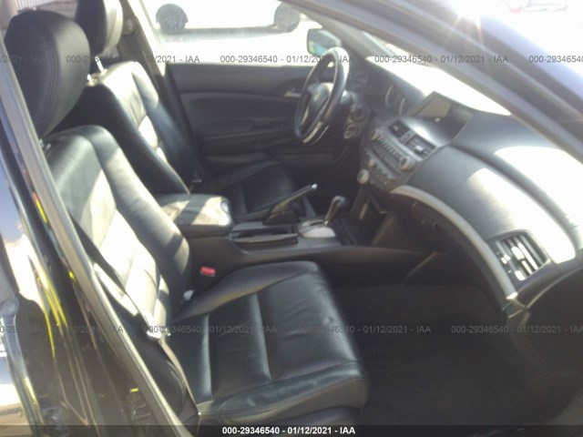 Photo 4 VIN: 1HGCP2F63CA169431 - HONDA ACCORD SDN 