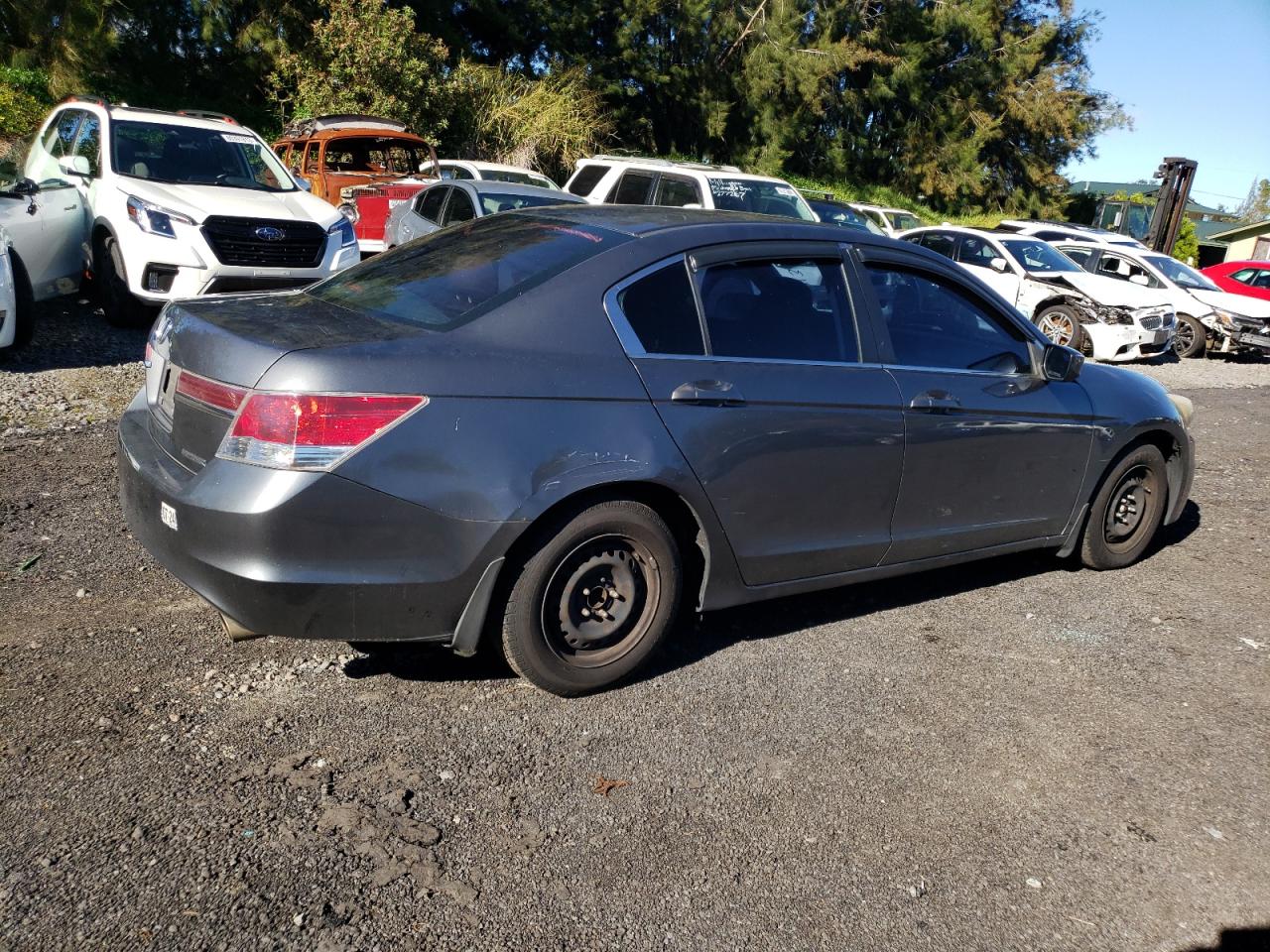 Photo 2 VIN: 1HGCP2F63CA182406 - HONDA ACCORD 