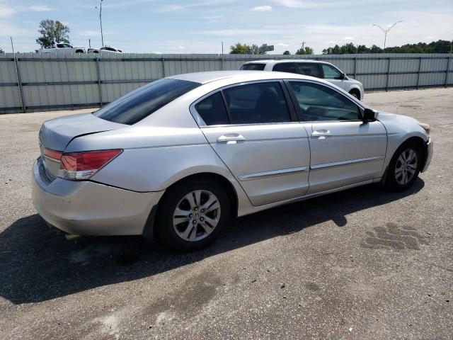 Photo 2 VIN: 1HGCP2F63CA201343 - HONDA ACCORD SE 