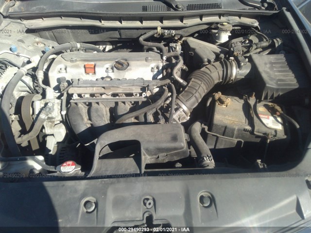 Photo 9 VIN: 1HGCP2F63CA223553 - HONDA ACCORD SDN 