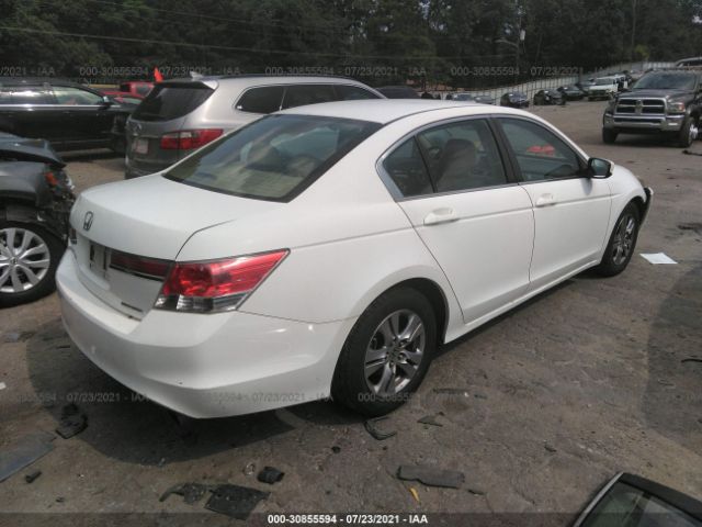 Photo 3 VIN: 1HGCP2F63CA225755 - HONDA ACCORD SDN 