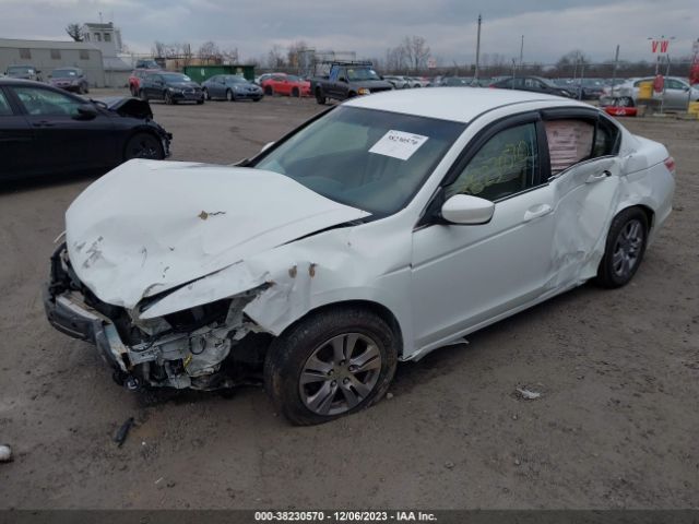 Photo 1 VIN: 1HGCP2F63CA228381 - HONDA ACCORD 