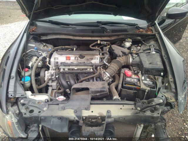 Photo 9 VIN: 1HGCP2F64BA056926 - HONDA ACCORD SDN 