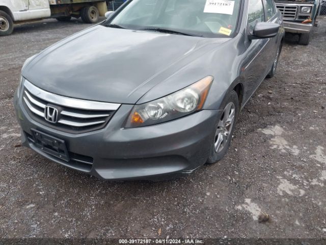 Photo 5 VIN: 1HGCP2F64BA131995 - HONDA ACCORD 