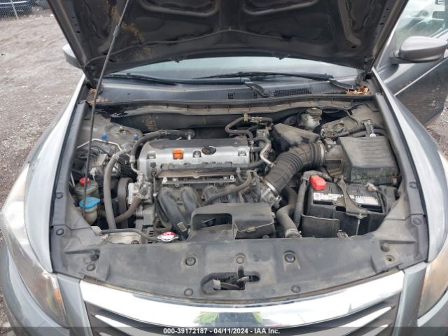 Photo 9 VIN: 1HGCP2F64BA131995 - HONDA ACCORD 