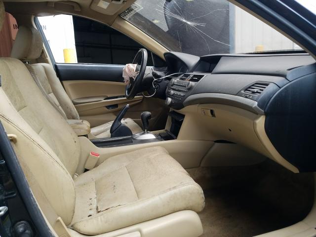 Photo 4 VIN: 1HGCP2F64CA114261 - HONDA ACCORD SE 