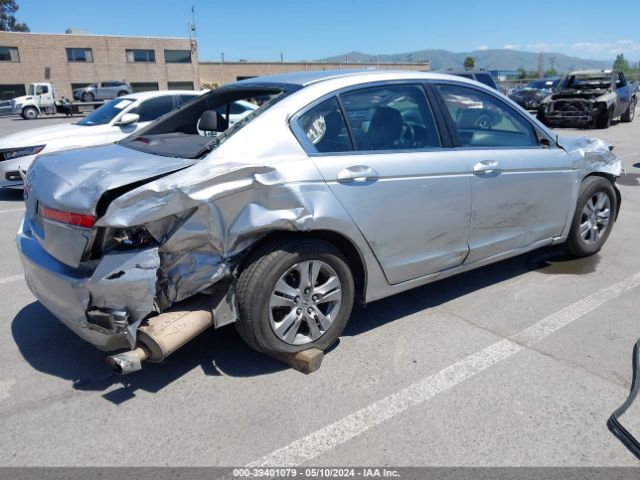 Photo 3 VIN: 1HGCP2F64CA142108 - HONDA ACCORD 