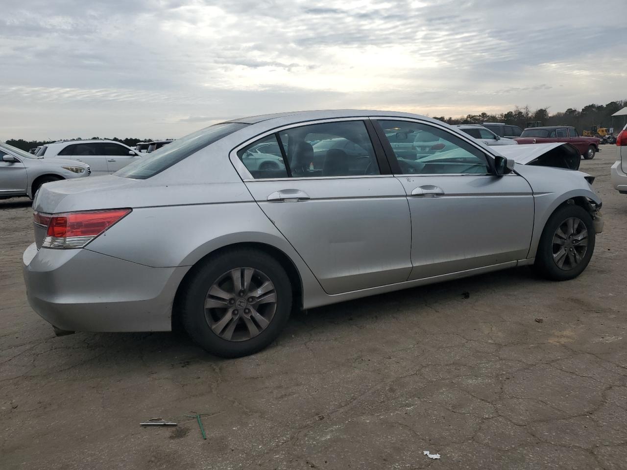 Photo 2 VIN: 1HGCP2F64CA164223 - HONDA ACCORD 