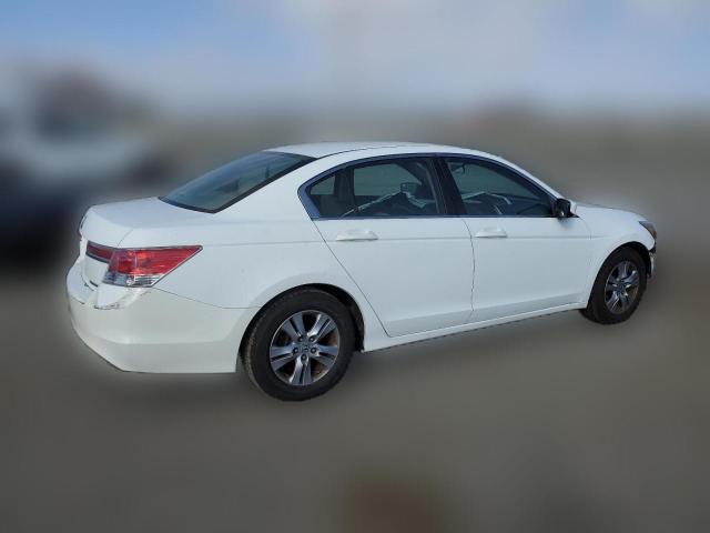 Photo 2 VIN: 1HGCP2F64CA191020 - HONDA ACCORD 