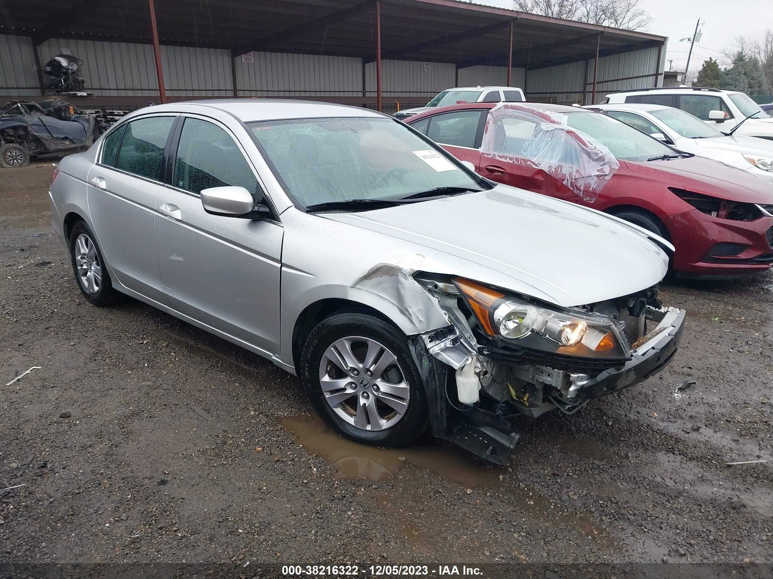 Photo 0 VIN: 1HGCP2F64CA220192 - HONDA ACCORD 