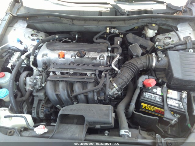 Photo 9 VIN: 1HGCP2F65BA107902 - HONDA ACCORD SDN 