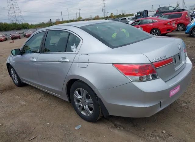 Photo 2 VIN: 1HGCP2F65BA121931 - HONDA ACCORD SDN 