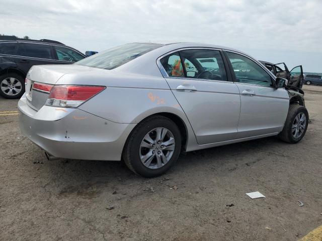 Photo 2 VIN: 1HGCP2F65BA136140 - HONDA ACCORD 