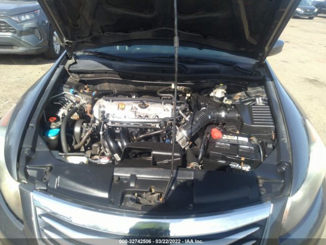 Photo 9 VIN: 1HGCP2F65CA046813 - HONDA ACCORD SDN 