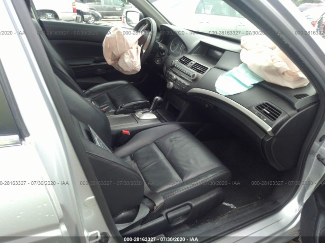 Photo 4 VIN: 1HGCP2F65CA068777 - HONDA ACCORD SDN 