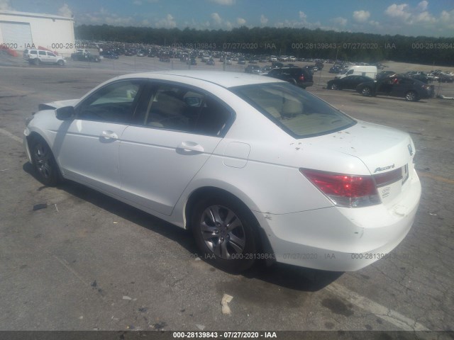 Photo 2 VIN: 1HGCP2F65CA131635 - HONDA ACCORD SDN 