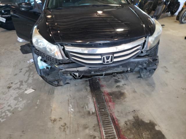 Photo 8 VIN: 1HGCP2F65CA161198 - HONDA ACCORD SE 