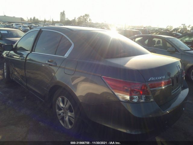 Photo 2 VIN: 1HGCP2F65CA161329 - HONDA ACCORD SDN 