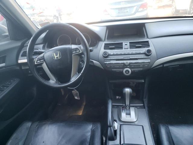 Photo 8 VIN: 1HGCP2F66BA006187 - HONDA ACCORD SE 