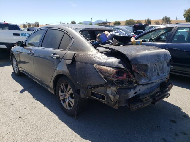 Photo 2 VIN: 1HGCP2F66BA062680 - HONDA ACCORD SE 