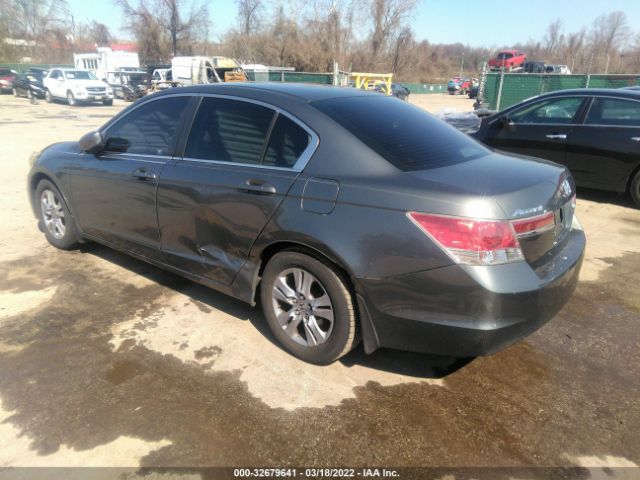 Photo 2 VIN: 1HGCP2F66BA092231 - HONDA ACCORD SDN 