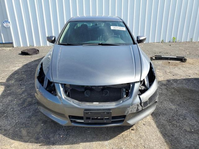 Photo 4 VIN: 1HGCP2F66BA122005 - HONDA ACCORD SE 