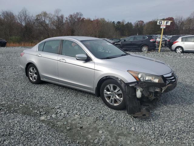 Photo 3 VIN: 1HGCP2F66BA146451 - HONDA ACCORD SE 