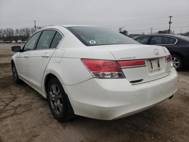 Photo 2 VIN: 1HGCP2F66CA016641 - HONDA ACCORD SE 