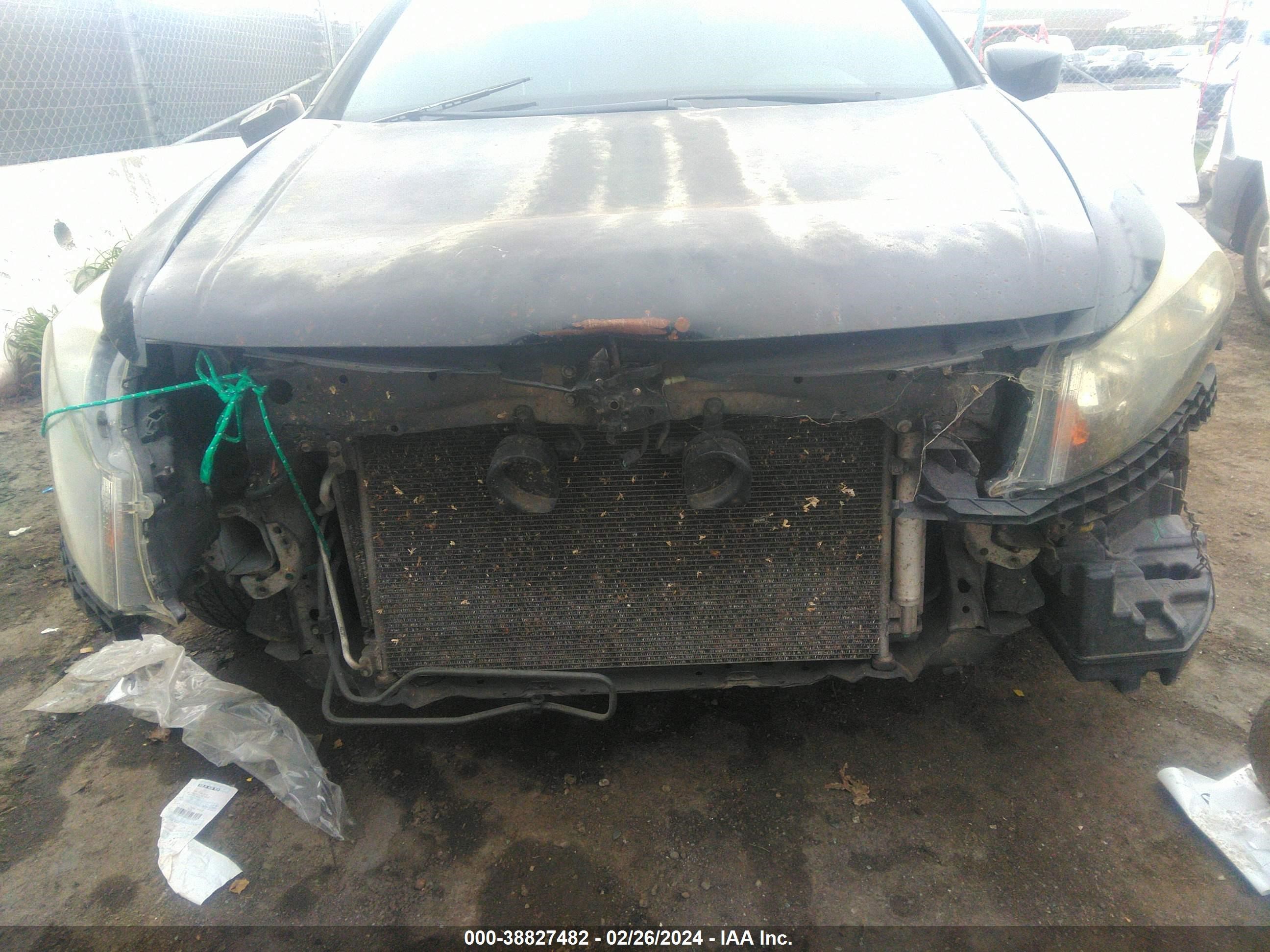 Photo 5 VIN: 1HGCP2F66CA097446 - HONDA ACCORD 