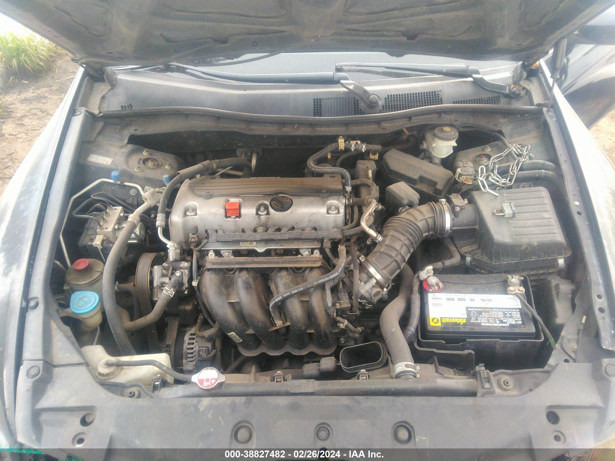 Photo 9 VIN: 1HGCP2F66CA097446 - HONDA ACCORD 