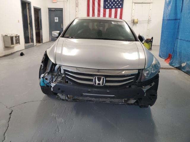 Photo 4 VIN: 1HGCP2F66CA117596 - HONDA ACCORD 