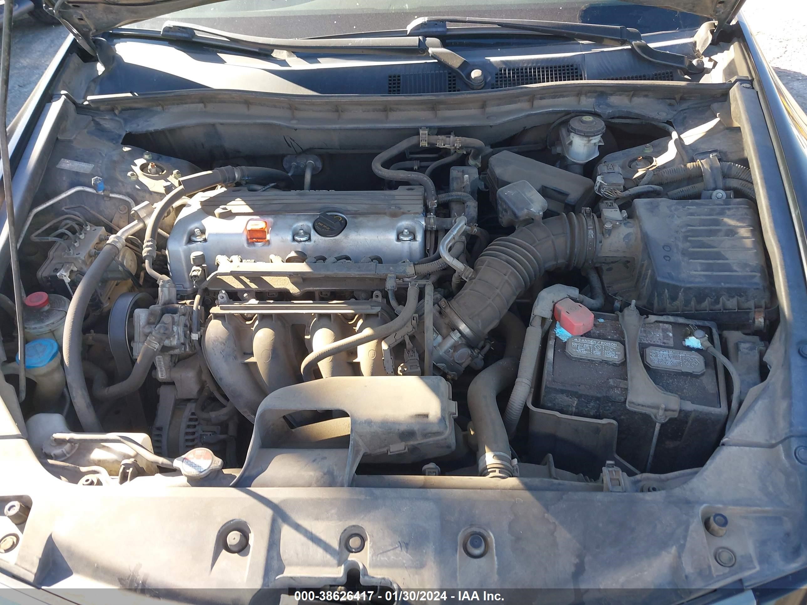 Photo 9 VIN: 1HGCP2F66CA122720 - HONDA ACCORD 