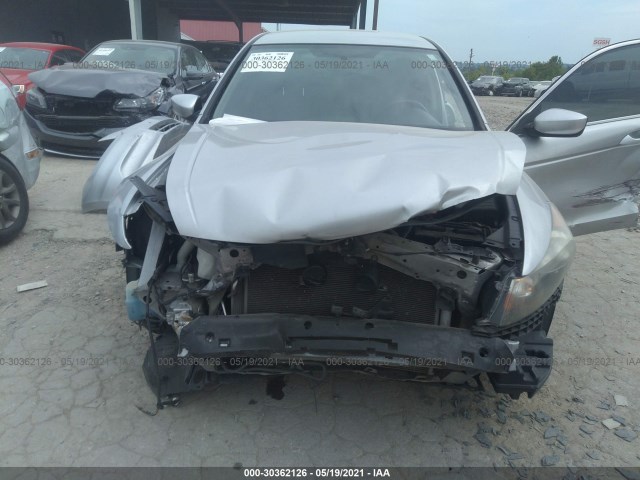 Photo 5 VIN: 1HGCP2F66CA134012 - HONDA ACCORD SDN 