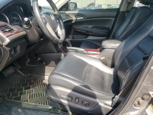 Photo 4 VIN: 1HGCP2F66CA214572 - HONDA ACCORD SE 