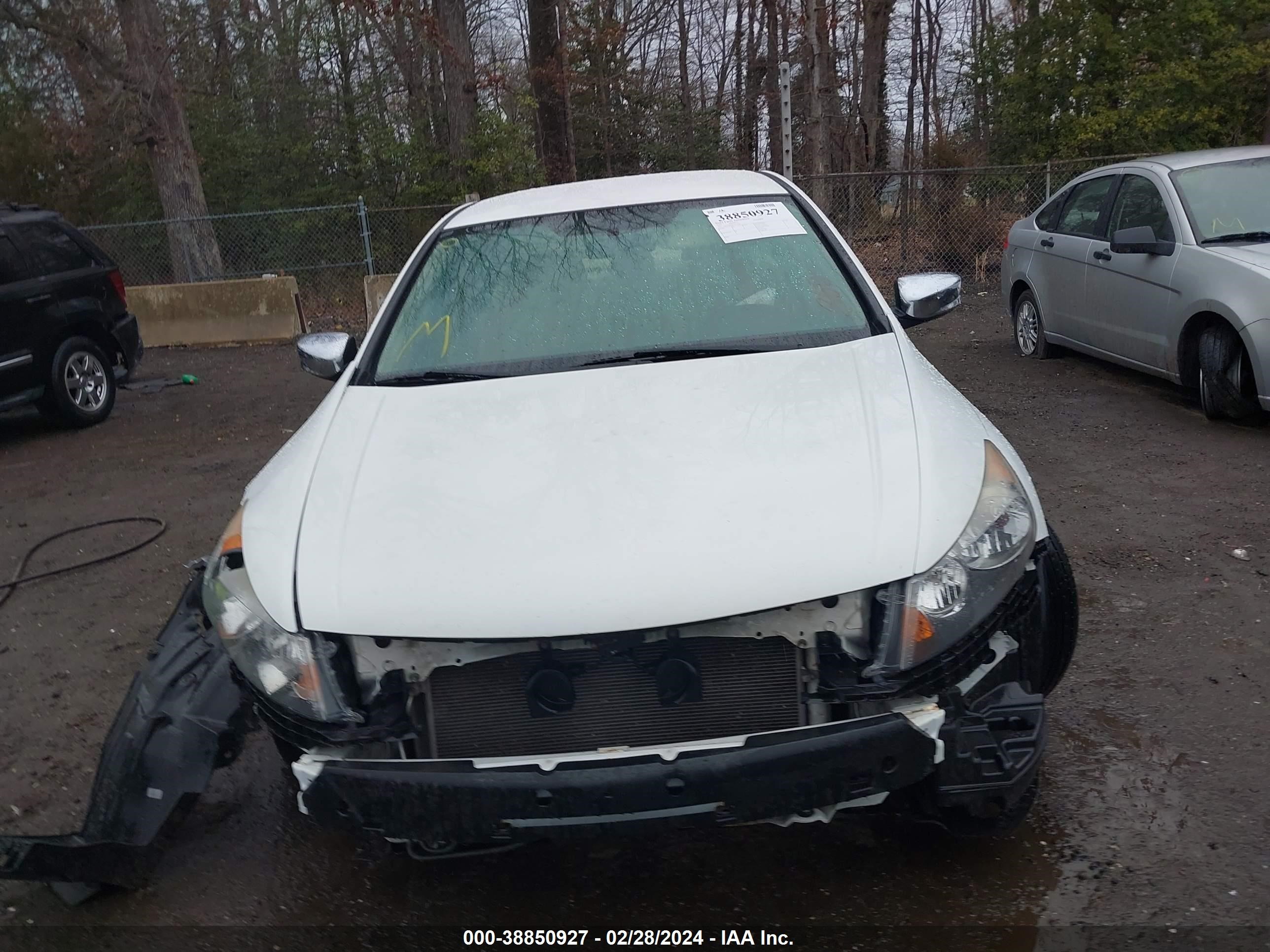 Photo 12 VIN: 1HGCP2F66CA231503 - HONDA ACCORD 