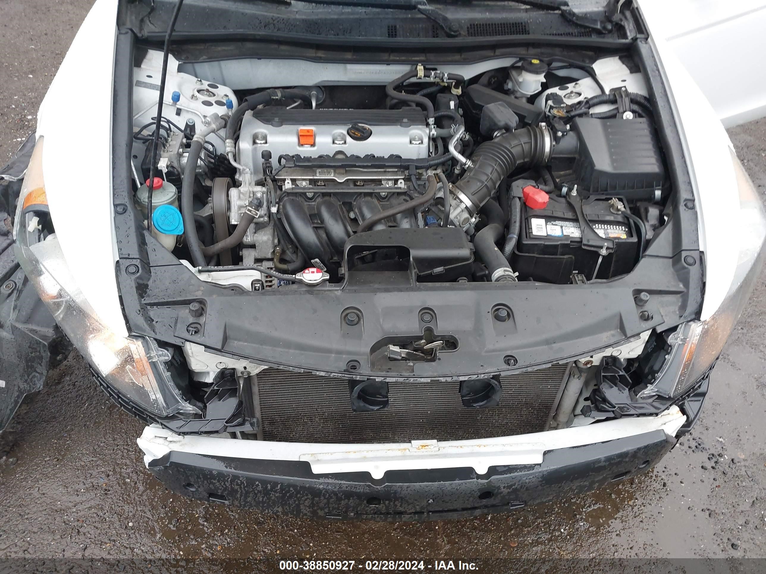 Photo 9 VIN: 1HGCP2F66CA231503 - HONDA ACCORD 