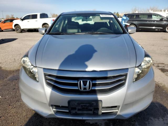 Photo 4 VIN: 1HGCP2F67BA024021 - HONDA ACCORD SE 