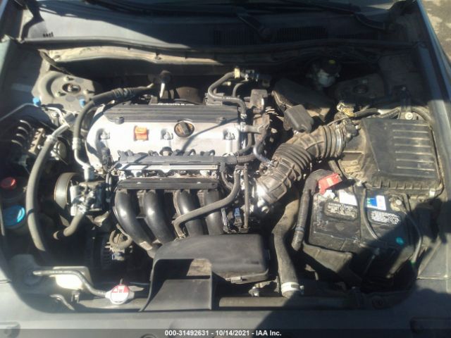 Photo 9 VIN: 1HGCP2F67BA028036 - HONDA ACCORD SDN 