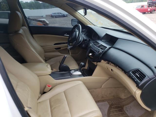 Photo 4 VIN: 1HGCP2F67BA104855 - HONDA ACCORD SE 