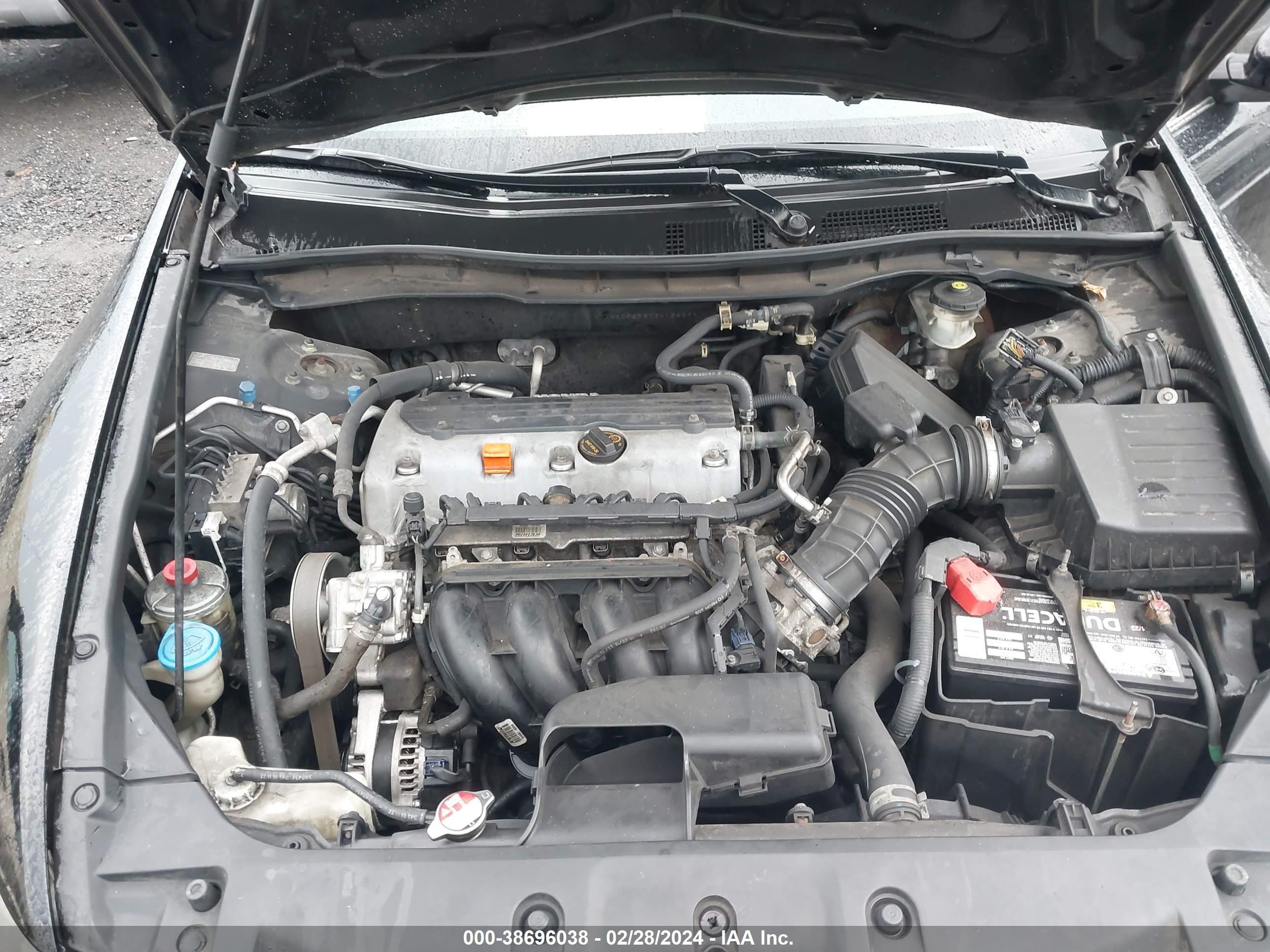 Photo 9 VIN: 1HGCP2F67BA126399 - HONDA ACCORD 