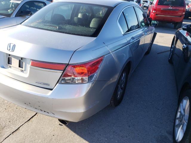 Photo 3 VIN: 1HGCP2F67BA126631 - HONDA ACCORD SE 