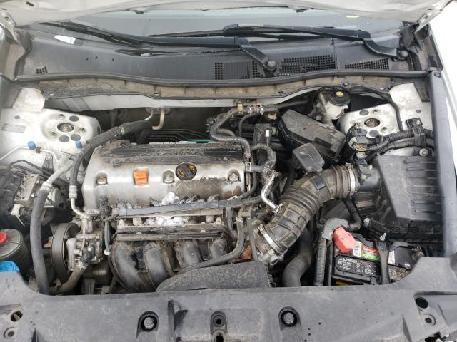 Photo 6 VIN: 1HGCP2F67BA127178 - HONDA ACCORD SE 