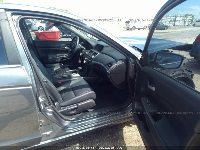 Photo 4 VIN: 1HGCP2F67BA151321 - HONDA ACCORD SDN 