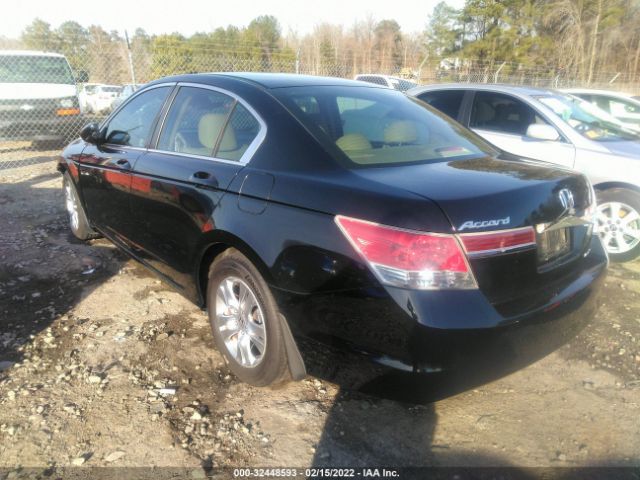 Photo 2 VIN: 1HGCP2F67BA155921 - HONDA ACCORD SDN 