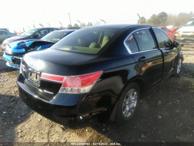 Photo 3 VIN: 1HGCP2F67BA155921 - HONDA ACCORD SDN 