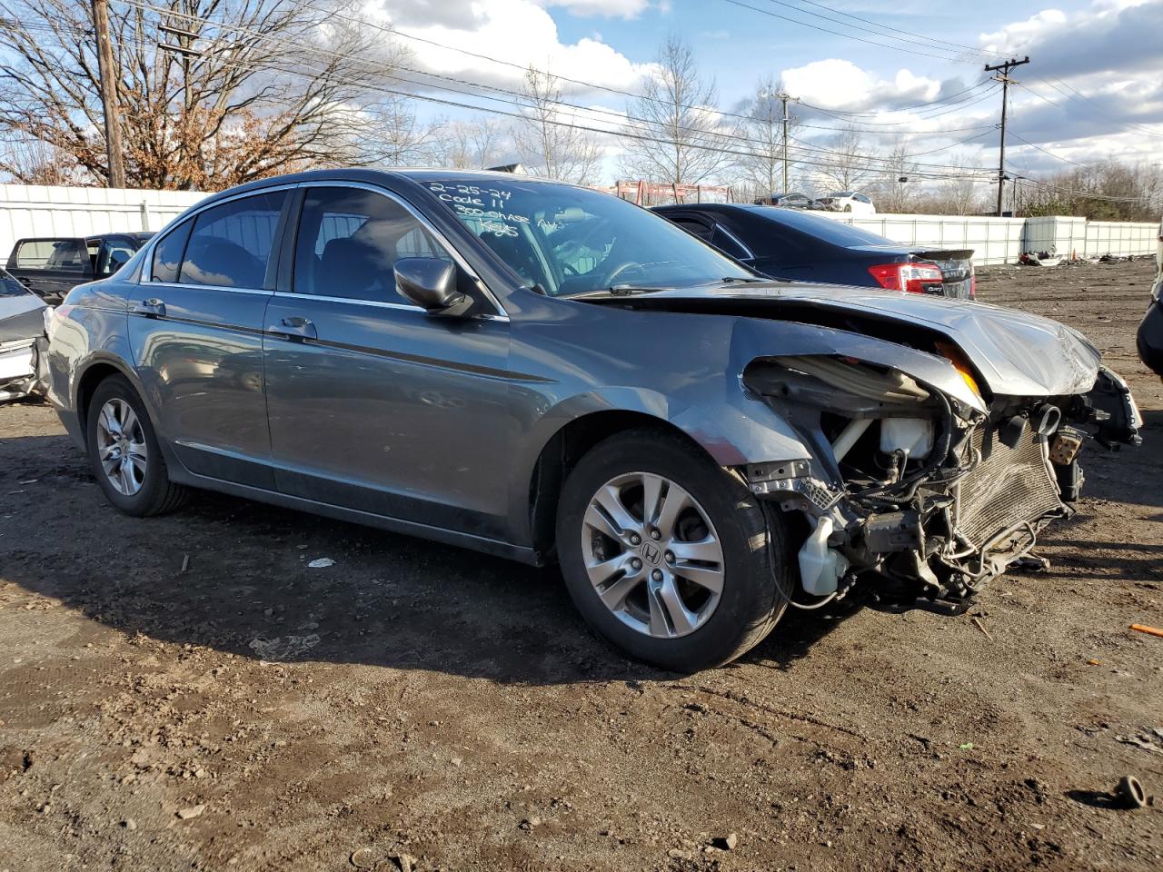 Photo 3 VIN: 1HGCP2F67CA004739 - HONDA ACCORD 