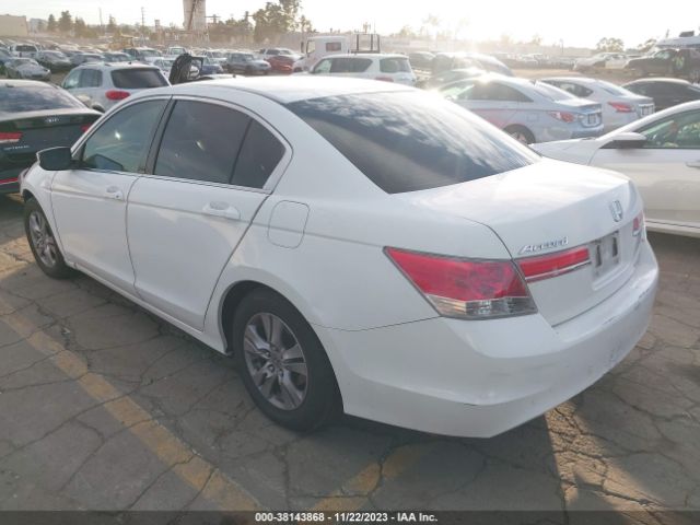 Photo 2 VIN: 1HGCP2F67CA018852 - HONDA ACCORD 